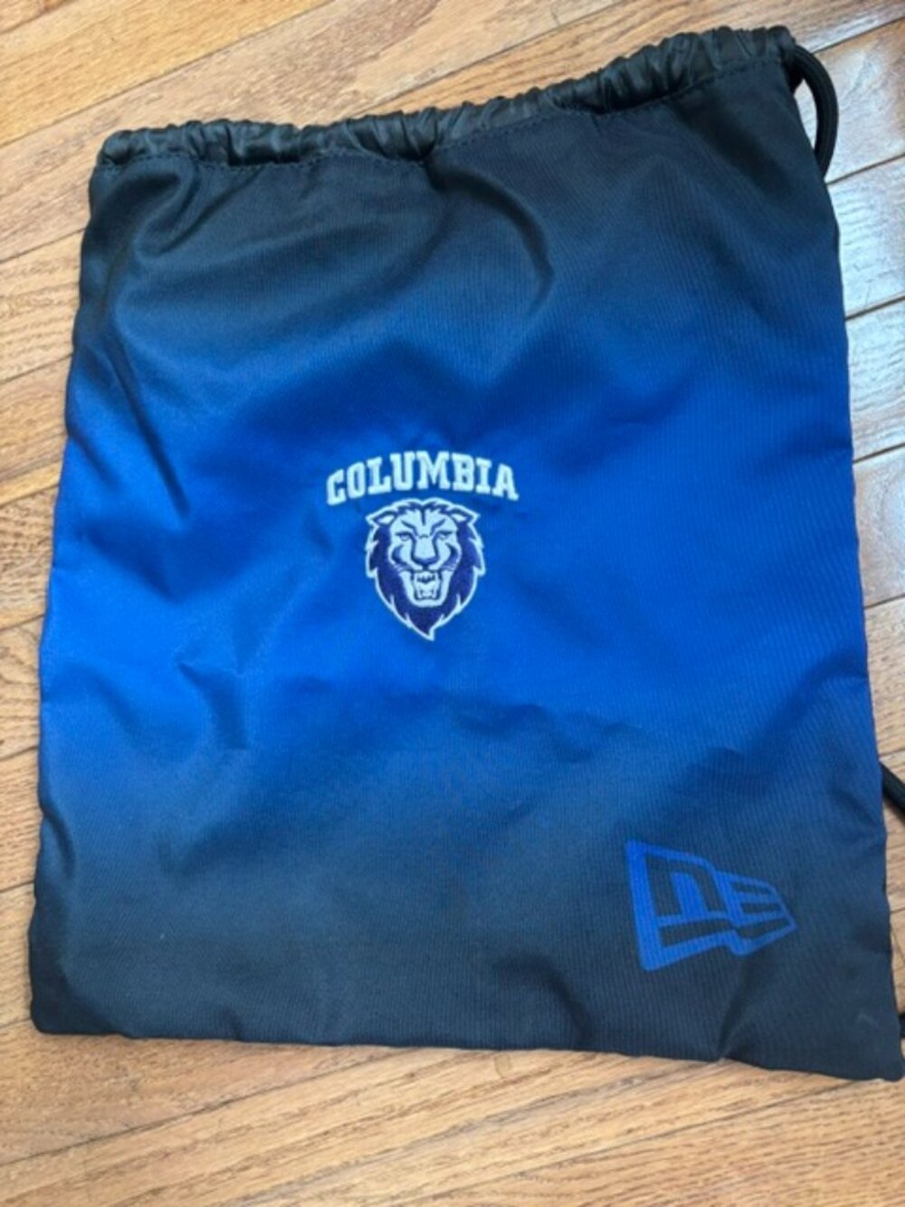 COLUMBIA UNIVERSITY OFFICIAL DRAWSTRING BAG